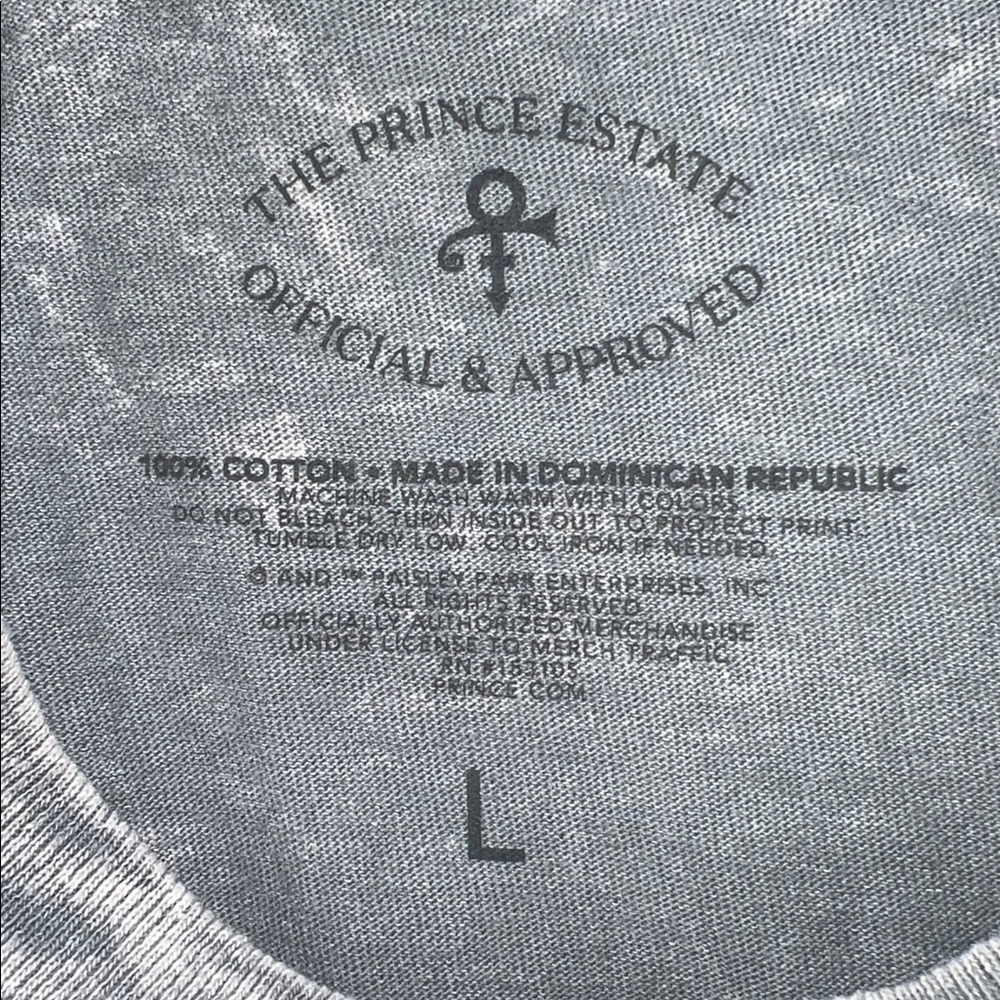 Like New Retro Prince Mens T-Shirt L Prince Estate Officially Approved - Picture 2 of 4
